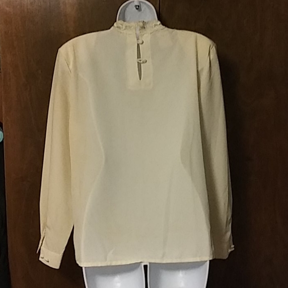 NWOT LIZ BAKER OFF WHITE VICTORIAN LACE BLOUSE - Picture 6 of 8